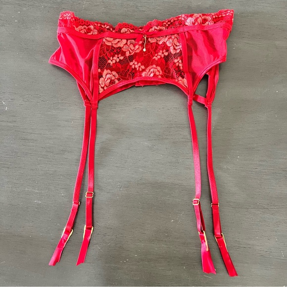 NEW Seven Til Midnight Red Gold All Floral Scallop Edge Lace Garter Belt S/M - Picture 4 of 6